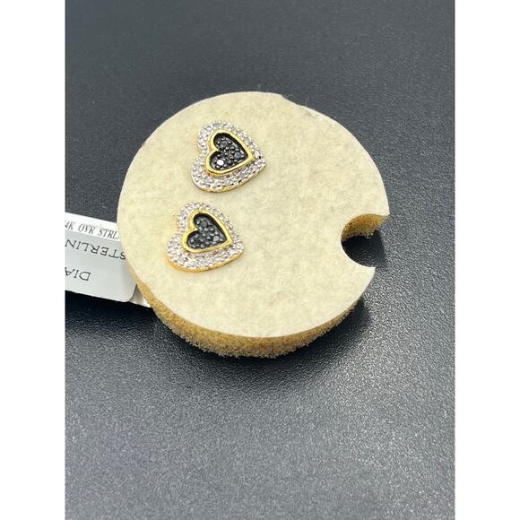 Sun 14K Gold Over 925 1/10 ctw Black Clear Diamond Heart Stud Earrings New - Picture 3 of 8
